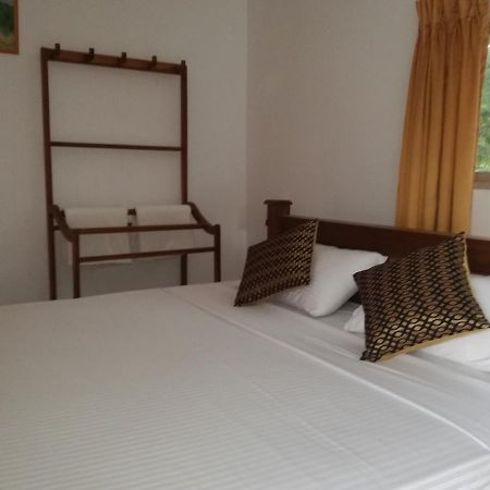 Deshani Holiday Inn Dambulla Dış mekan fotoğraf