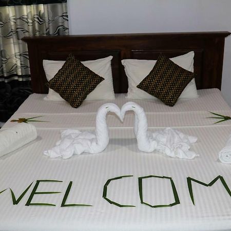Deshani Holiday Inn Dambulla Dış mekan fotoğraf