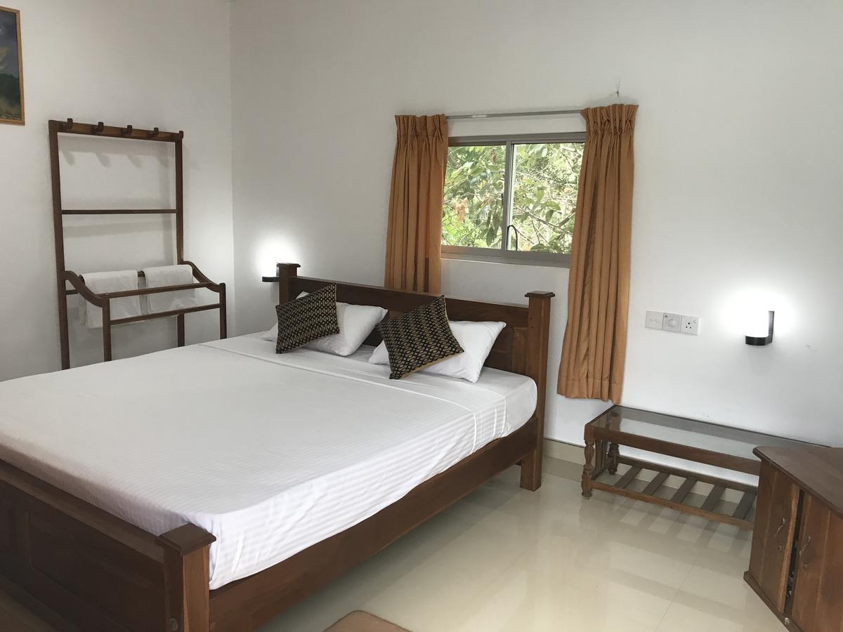 Deshani Holiday Inn Dambulla Dış mekan fotoğraf