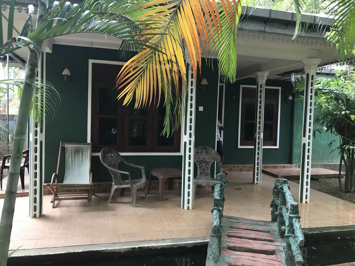 Deshani Holiday Inn Dambulla Dış mekan fotoğraf