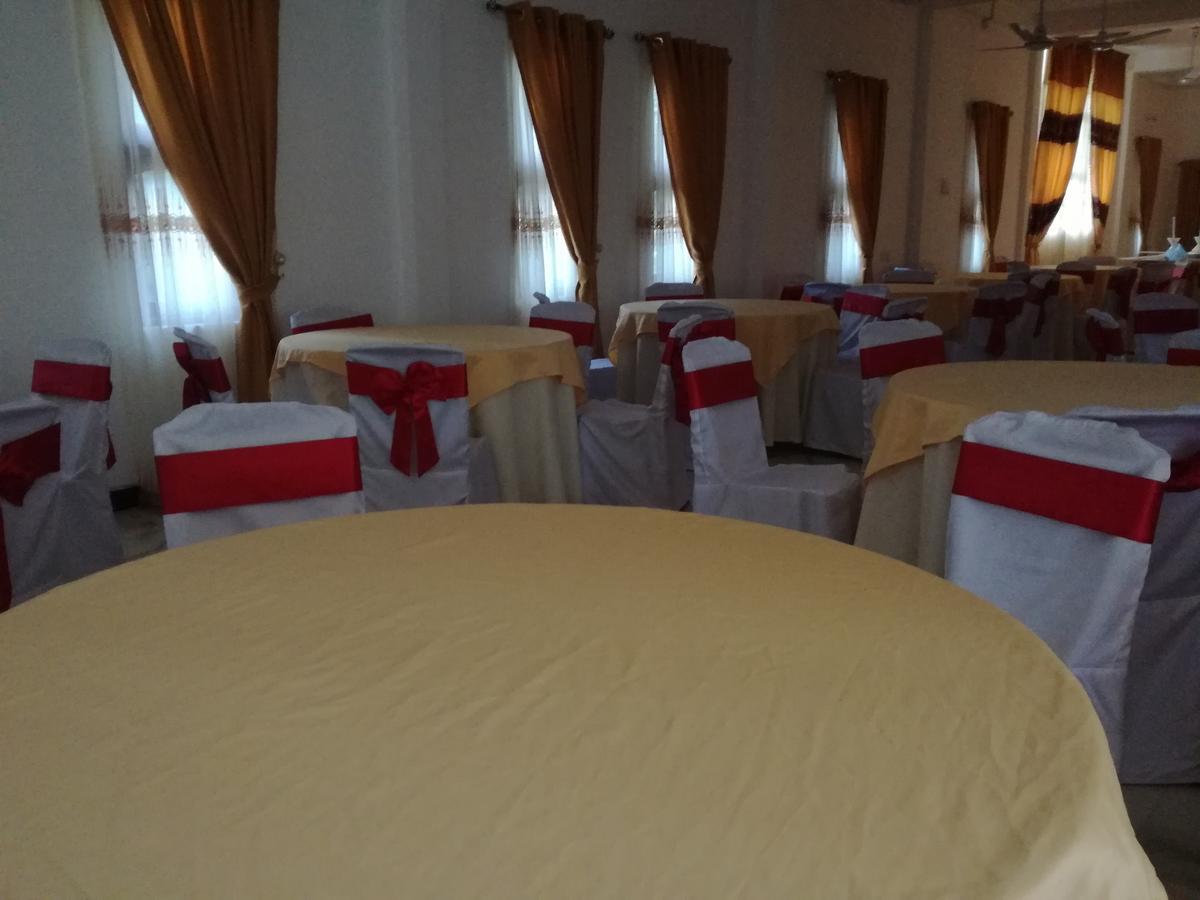 Deshani Holiday Inn Dambulla Dış mekan fotoğraf