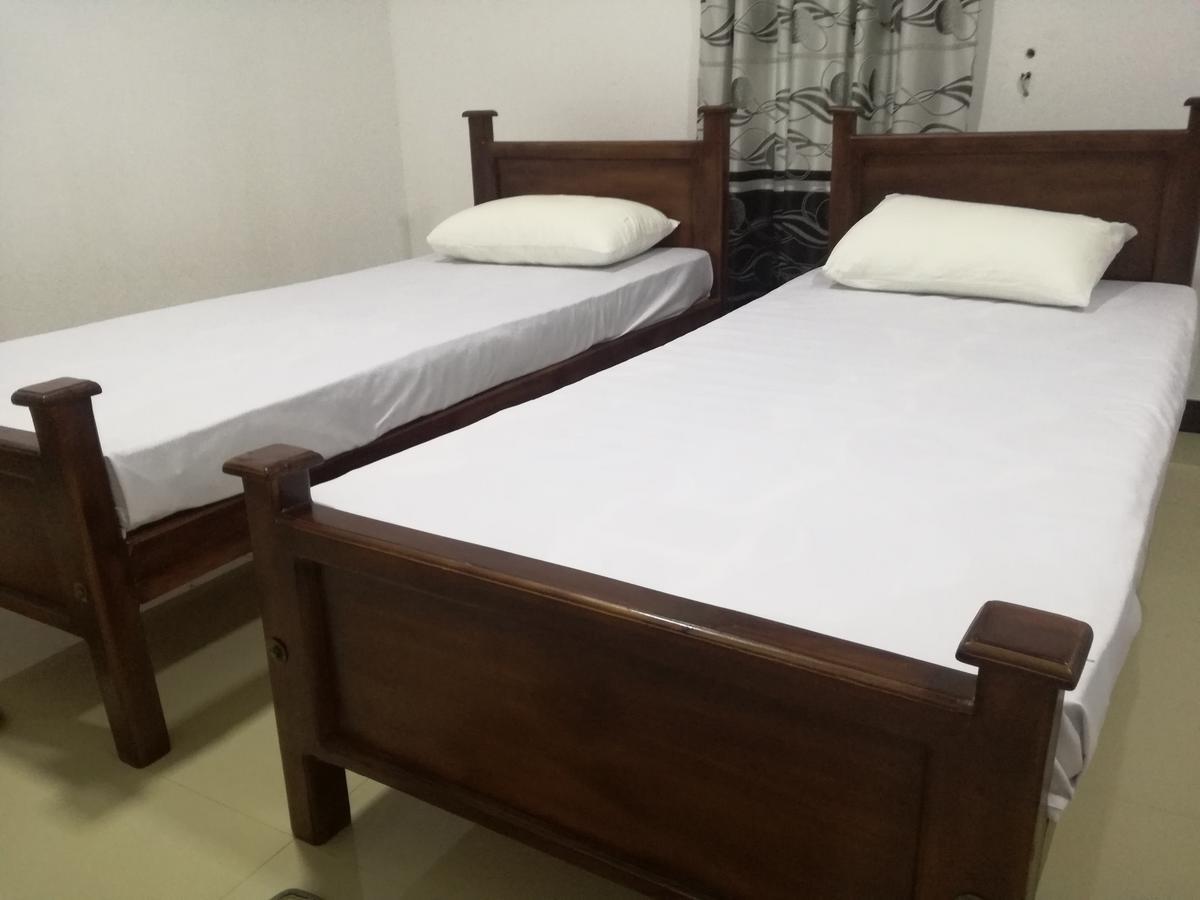Deshani Holiday Inn Dambulla Dış mekan fotoğraf