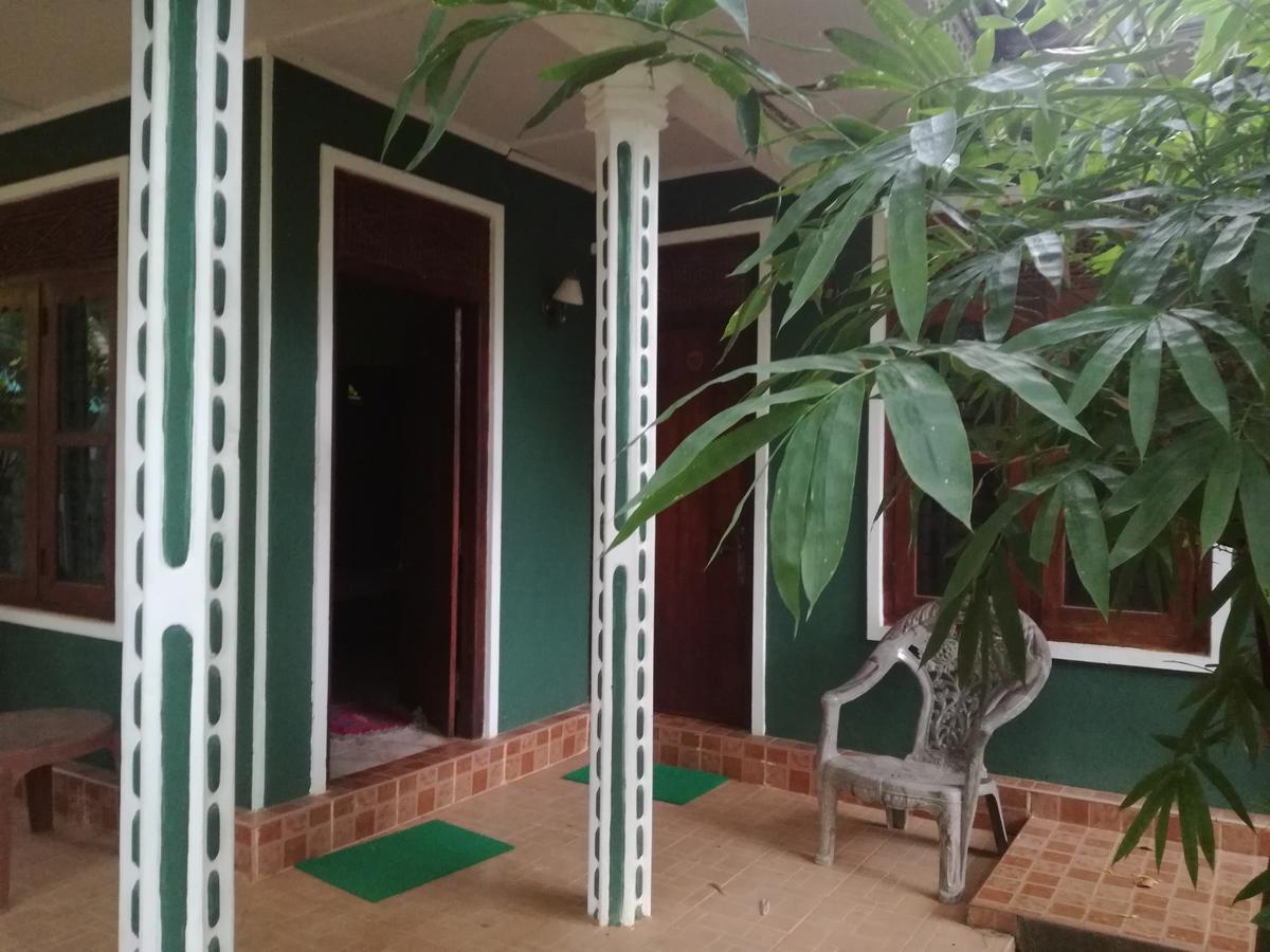 Deshani Holiday Inn Dambulla Dış mekan fotoğraf
