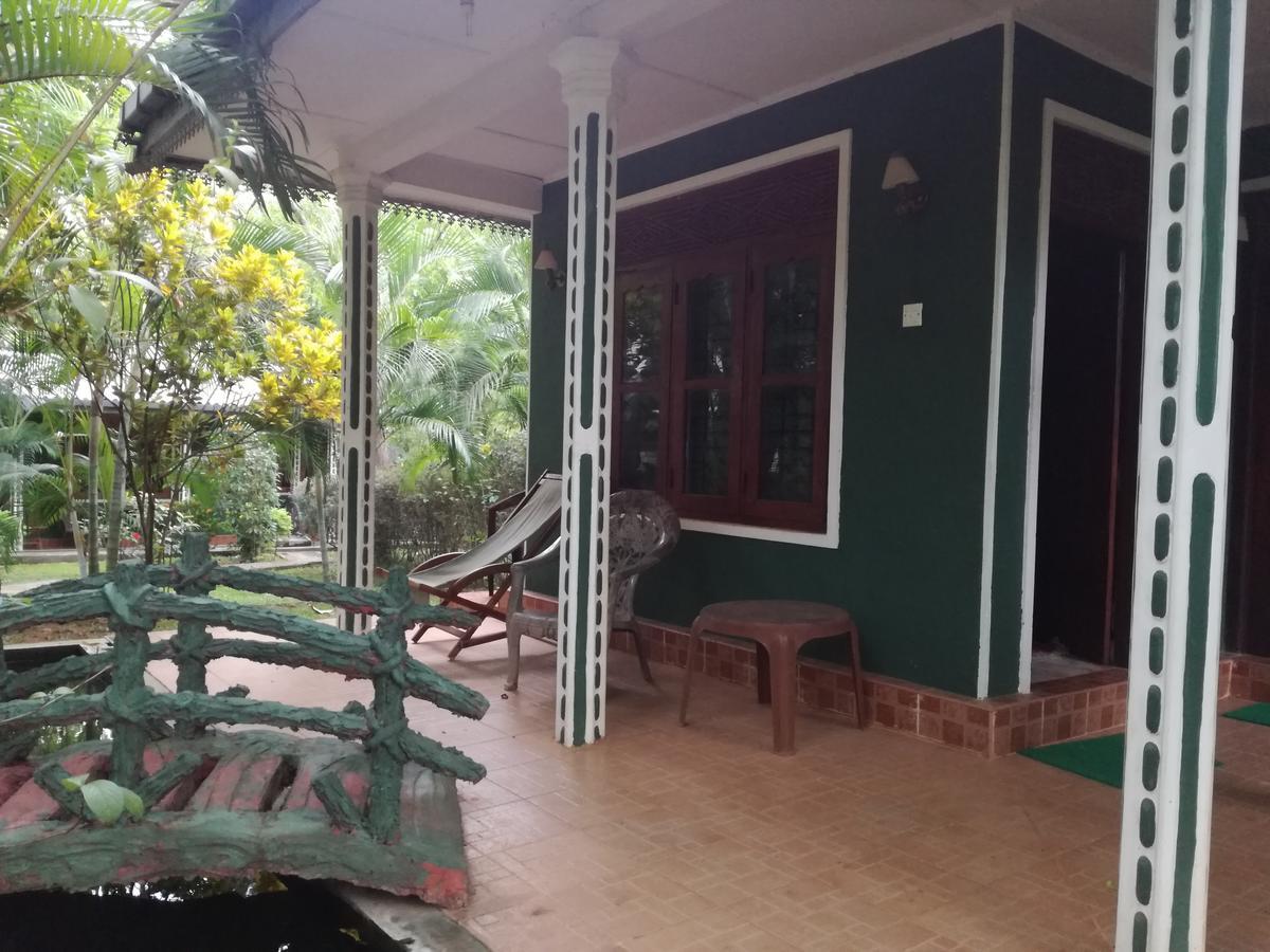 Deshani Holiday Inn Dambulla Dış mekan fotoğraf