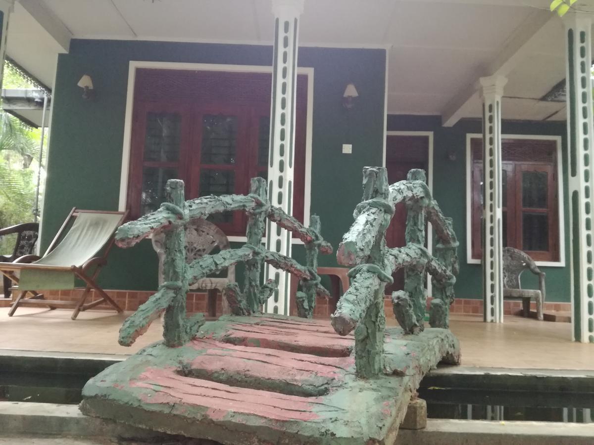 Deshani Holiday Inn Dambulla Dış mekan fotoğraf