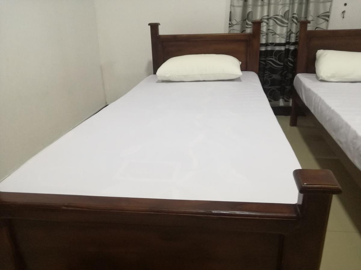 Deshani Holiday Inn Dambulla Dış mekan fotoğraf
