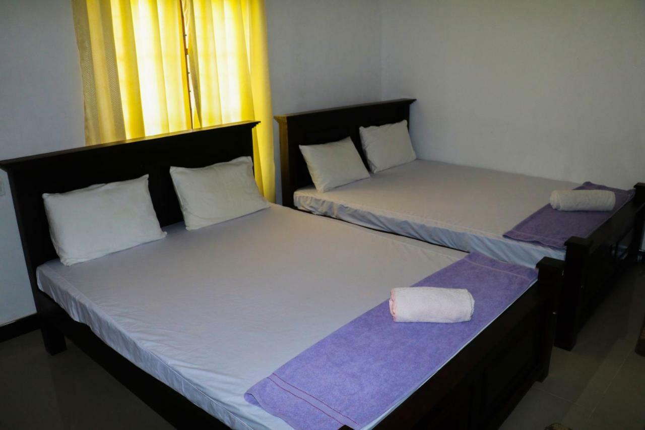 Deshani Holiday Inn Dambulla Dış mekan fotoğraf