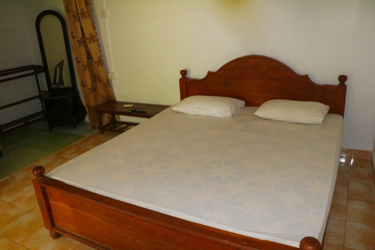 Deshani Holiday Inn Dambulla Dış mekan fotoğraf